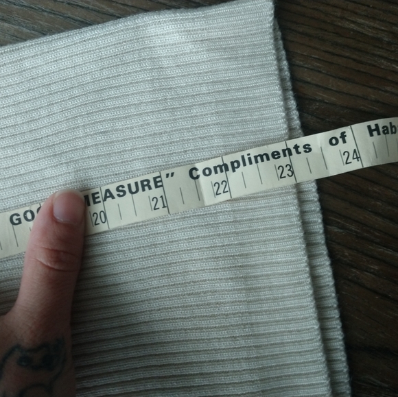 Cream top - Picture 6 of 9